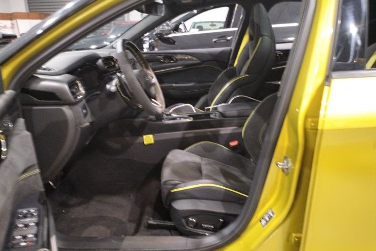 Used Lynk & Co 03 2020 03+ 2.0TD Automatic Wind-Chasing Edition Left Front Seat