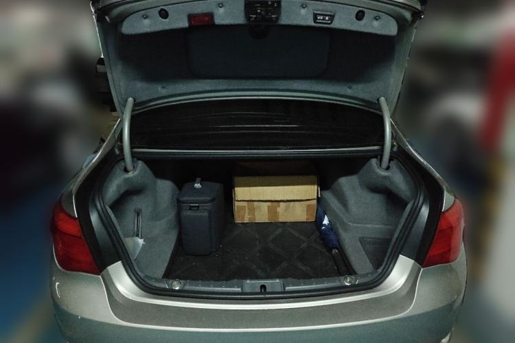 Used BMW 7 Series 2009 730Li Luxury Model Trunk