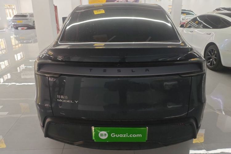 Used Tesla Model Y 2025 Rear-Wheel-Drive Version