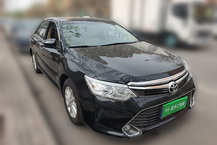 Used Toyota Camry 2015 2.0G Premier Edition Front Right 45 Deg
