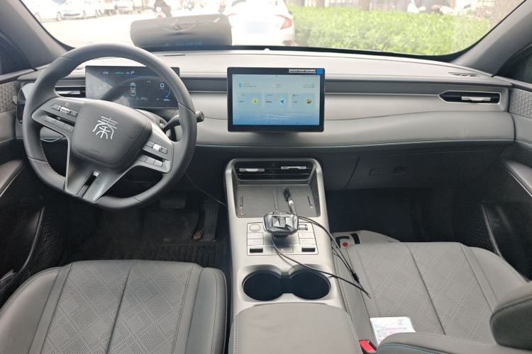 Used BYD Qin PLUS 2025 DM-i Smart Drive 55KM Leading Model
