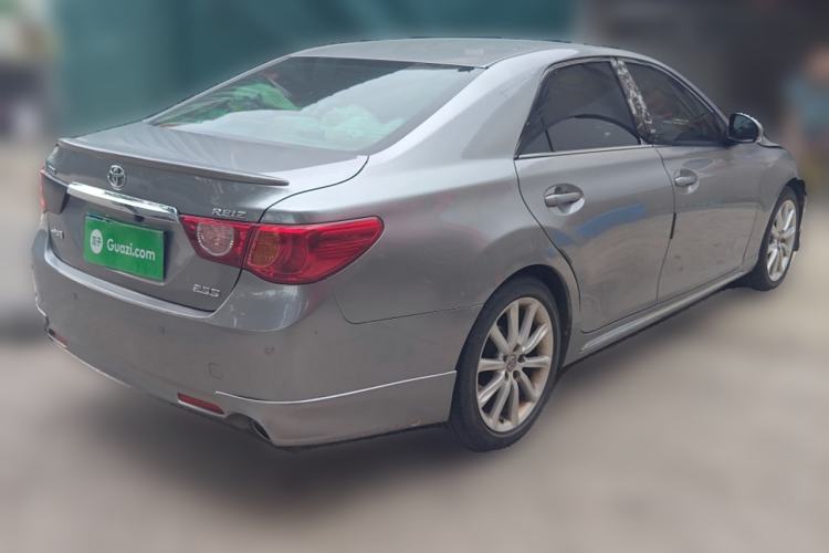 Used Toyota Reiz 2010 2.5S Fashion Elite Edition Rear Right 45 Deg