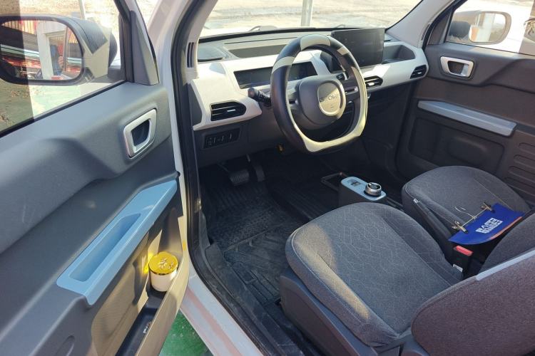 Used Geely Galaxy Panda 2024 Panda Mini 200km Endurance Bear
