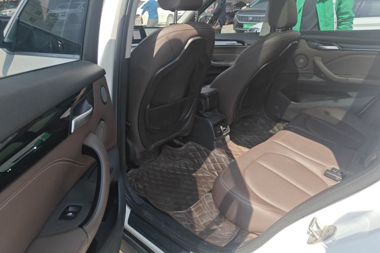 Used BMW X1 2020 sDrive25Li Leading Model
