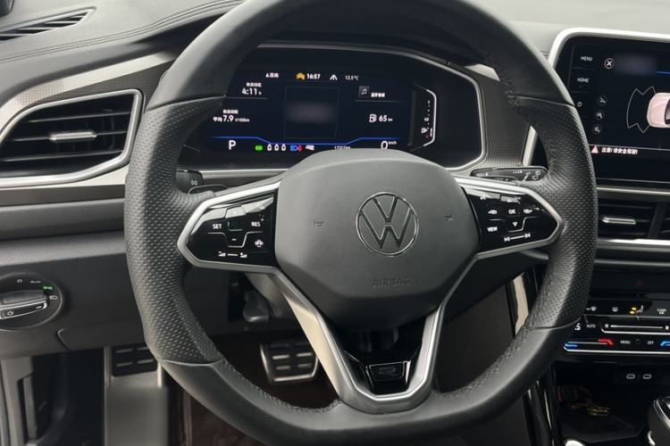 Used Volkswagen T-ROC 2023 300TSI DSG Two-Wheel-Drive Chen Guang Edition
