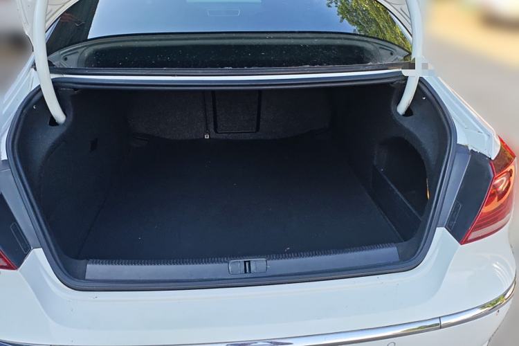 Used Volkswagen FAW-Volkswagen CC 2015 2.0 TSI Ultimate Model Trunk