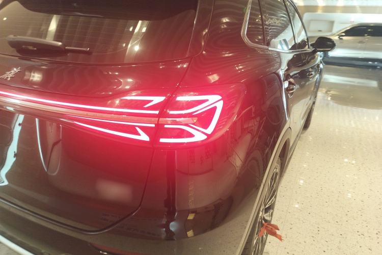 Used Hongqi HS5 2025 2.0T All-Wheel-Drive Flagship Pro Edition
