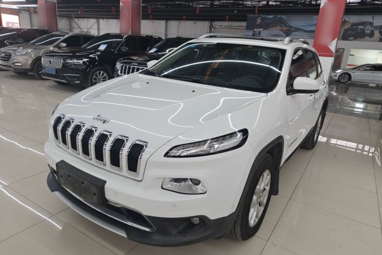Used Jeep Cherokee 2016 2.4L Professional Edition