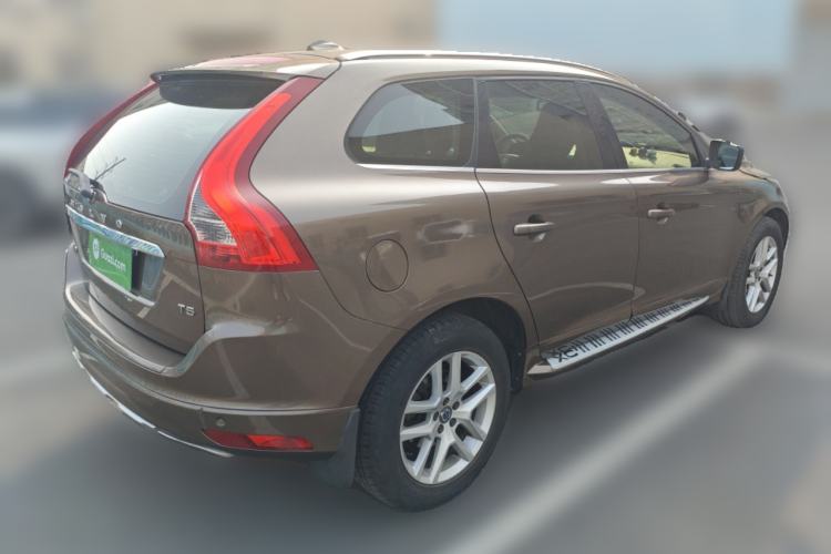 Used Volvo XC60 2015 T5 Smart Upgrade Model
