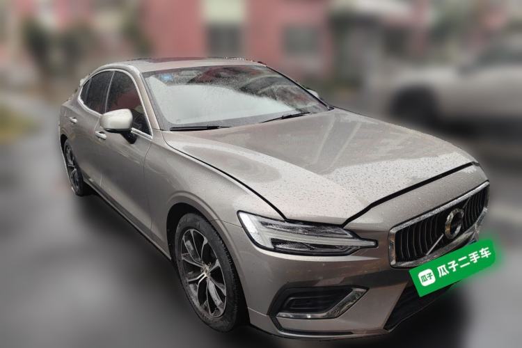 Used Volvo S60 2020 T4 Zhiyi Luxury Edition
