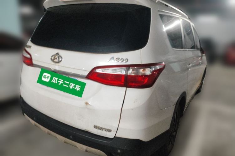 Used CHANGAN OSHAN A800 2017 1.6L Manual Comfort Model Rear Right 45 Deg