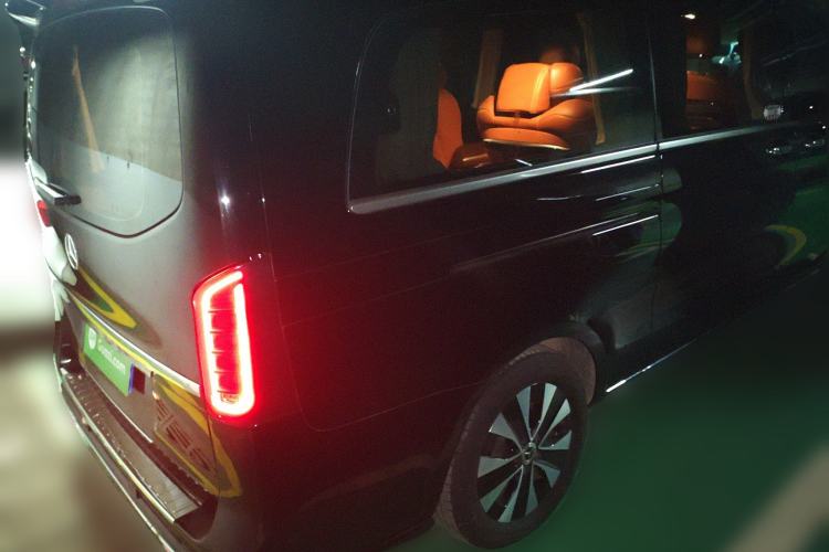 Used Mercedes-Benz Vito 2021 2.0T Elite Version 7 Seats