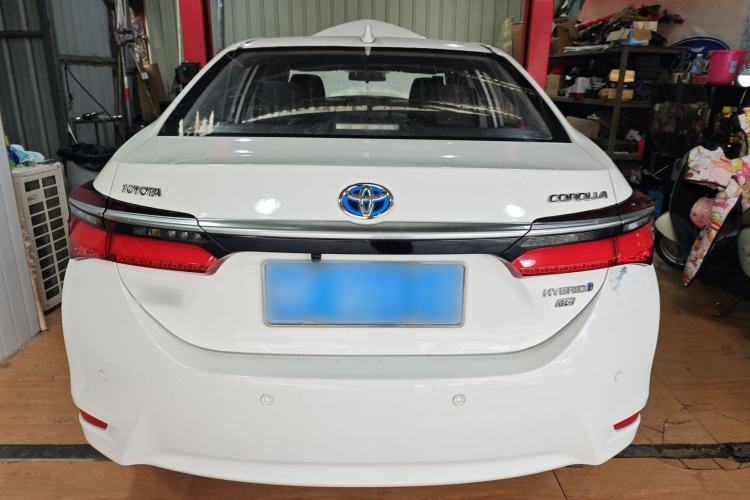 Used Toyota Corolla 2016 Dual-Engine 1.8L E-CVT Pioneer Edition Rear