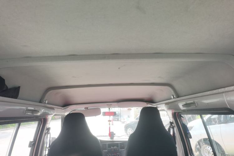 Used Wuling Zhiguang 2023 1.5L Practical Version 5/7 Seats Headliner