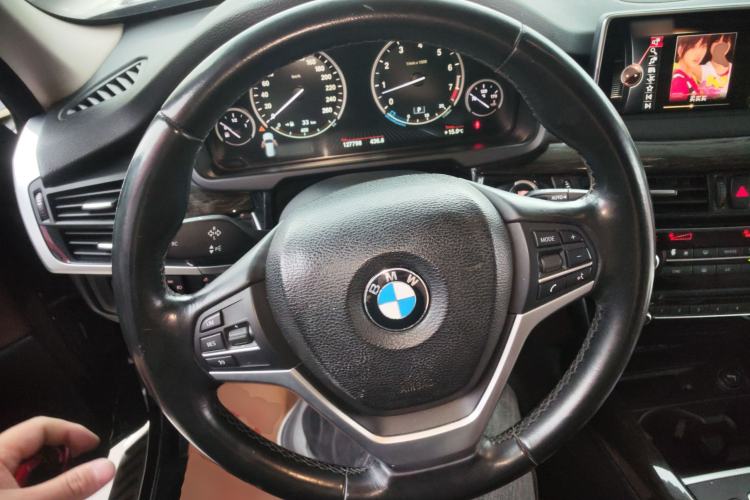 Used BMW X5 2014 xDrive35i Leading Model Steering Wheel