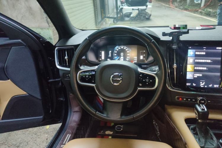 Used Volvo S90 2017 T4 Zhiyuan Edition Steering Wheel