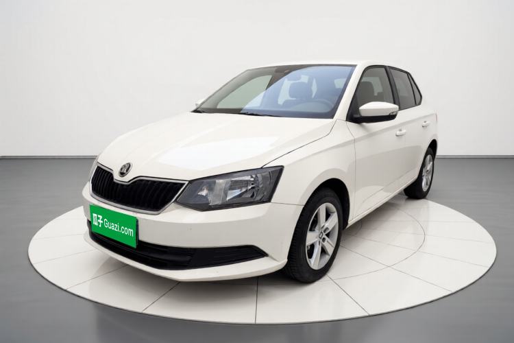 Used Skoda Fabia 2016 1.4L Automatic Car Enjoy Edition
