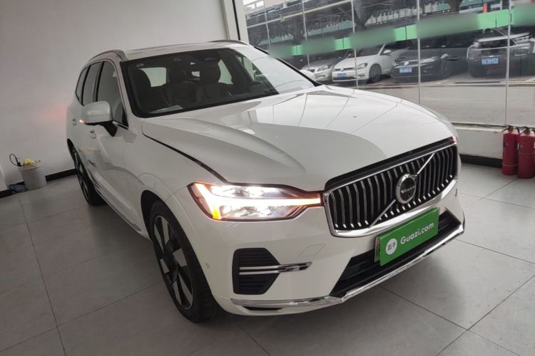 Used Volvo XC60 New Energy 2024 T8 Plug-in Hybrid Long-Range All-Wheel Drive Smart Luxury Edition Exterior 1