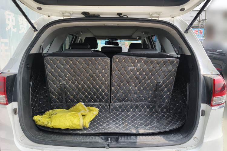 Used Kia Sorento 2015 Sorento L 2.4L Gasoline 4WD Elite Edition 7 Seats China IV Standard
