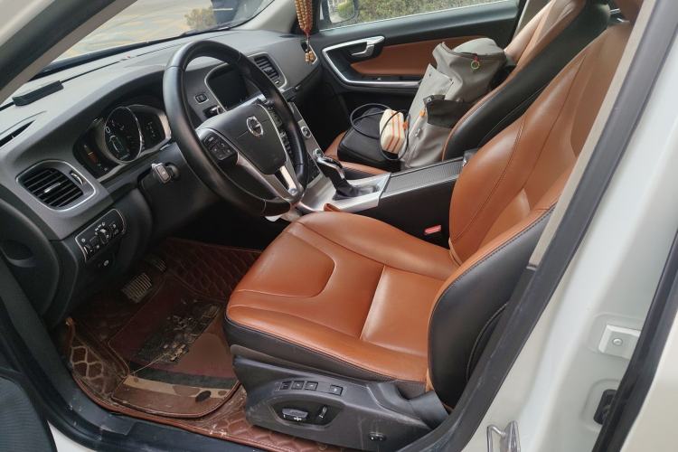 Used Volvo S60 2019 S60L T5 Smart Range Edition
