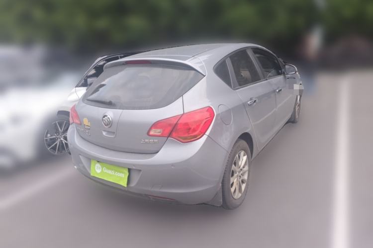 Used Buick GT 2010 XT 1.6L Manual Entry-Level Model
