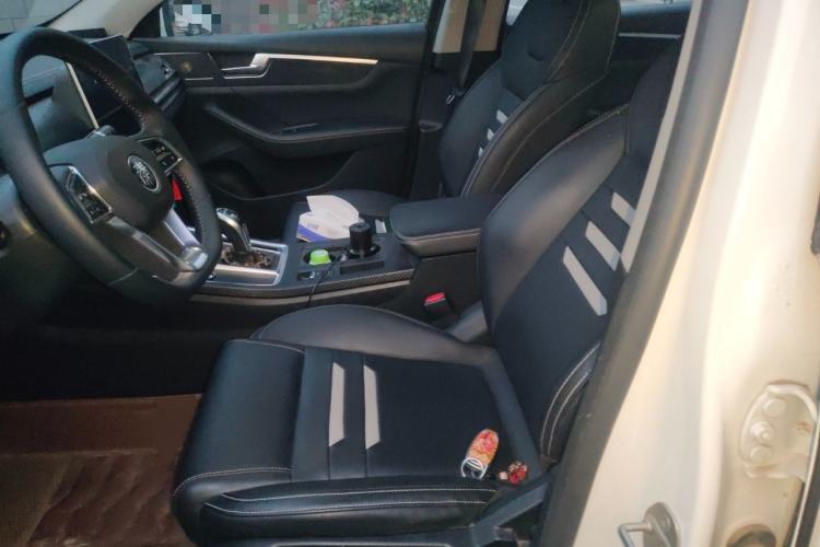 Used BYD Qin Pro 2019 Super Edition 1.5TI Automatic Smart Connect Dynamic Model China VI Standard
