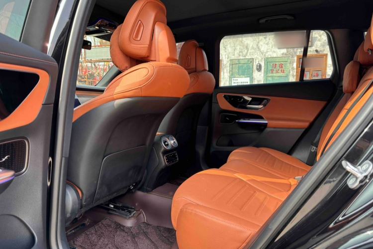 Used Mercedes-Benz GLC 2024 GLC 300 L 4MATIC Dynamic Edition 5-seater