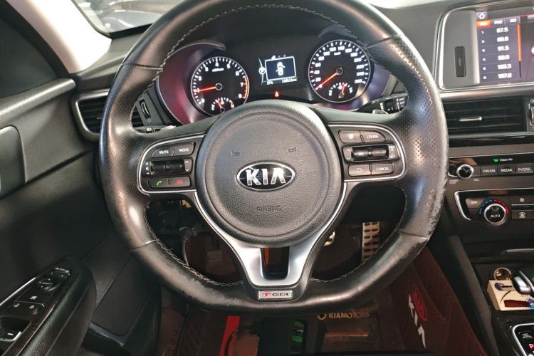 Used Kia K5 2016 1.6T Automatic LUX
