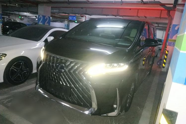 Used Lexus LM 2020 300h Four-Seat Grand Edition