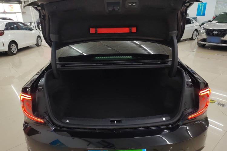 Used Volvo S90 2021 B5 Zhiyi Luxury Edition
