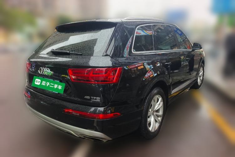Used Audi Q7 2019 45 TFSI Comfort Model
