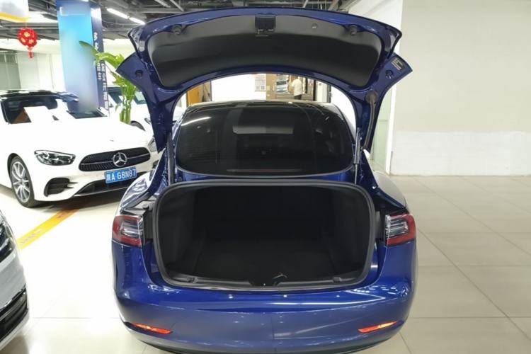 Used Tesla Model 3 2022 Rear-Wheel-Drive Version Trunk