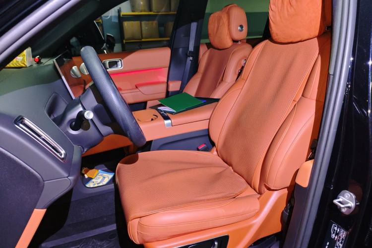 Used Li Auto L8 2024 Ultra Model
