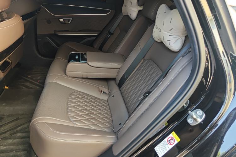 Used BYD Han 2023 DM-i Champion Edition 121KM Prestige Model
