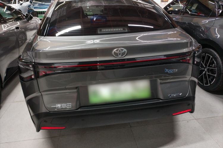 Used Toyota bZ3 2023 616 km Long-Range PRO
