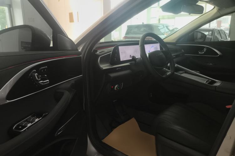 Used EXEED Lingyun 2024 300T Two-Wheel Drive Starlight Edition Driver Seat