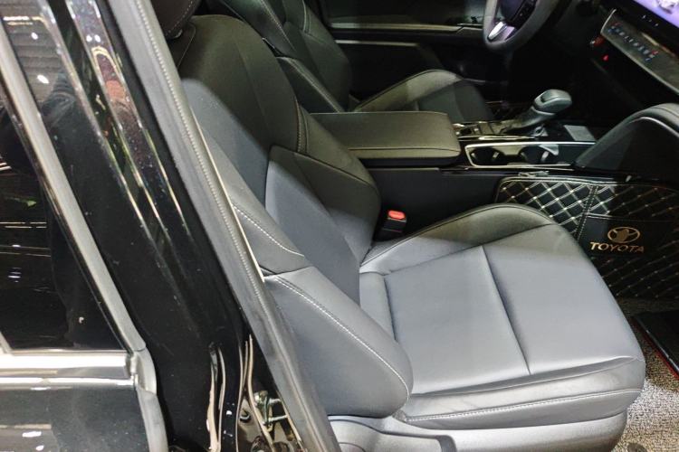 Used Toyota Camry 2024 Dual-Motor 2.0 HE Elite Edition