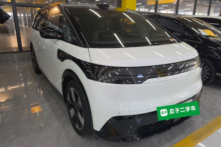 Used Zeekr MIX 2025 Intelligent Driving Version
