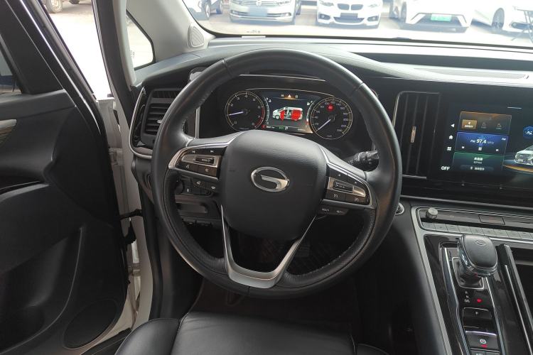 Used GAC Trumpchi M8 2023 Lingxiu Series 390T Deluxe Edition Steering Wheel