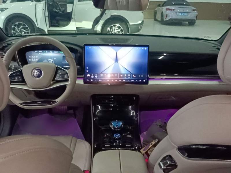 Used BYD Han 2025 EV 605KM Prestige Model — 9