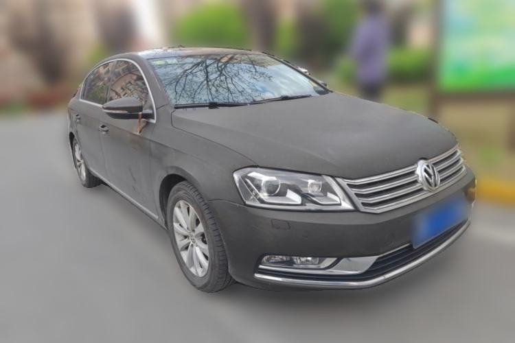 Used Volkswagen Magotan 2016 1.8TSI Smart Enjoyment Leading Model Front Right 45 Deg