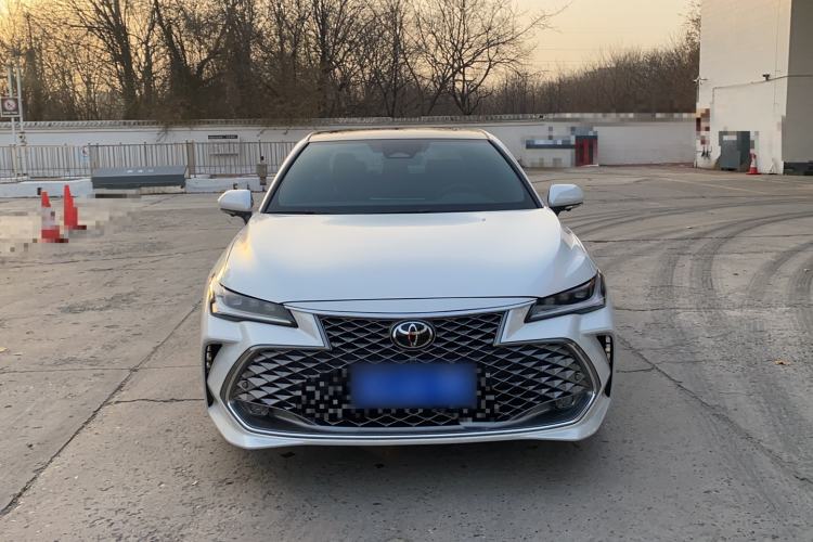 Used Toyota Avalon 2024 Dual-Engine 2.5L XLE Premium Edition