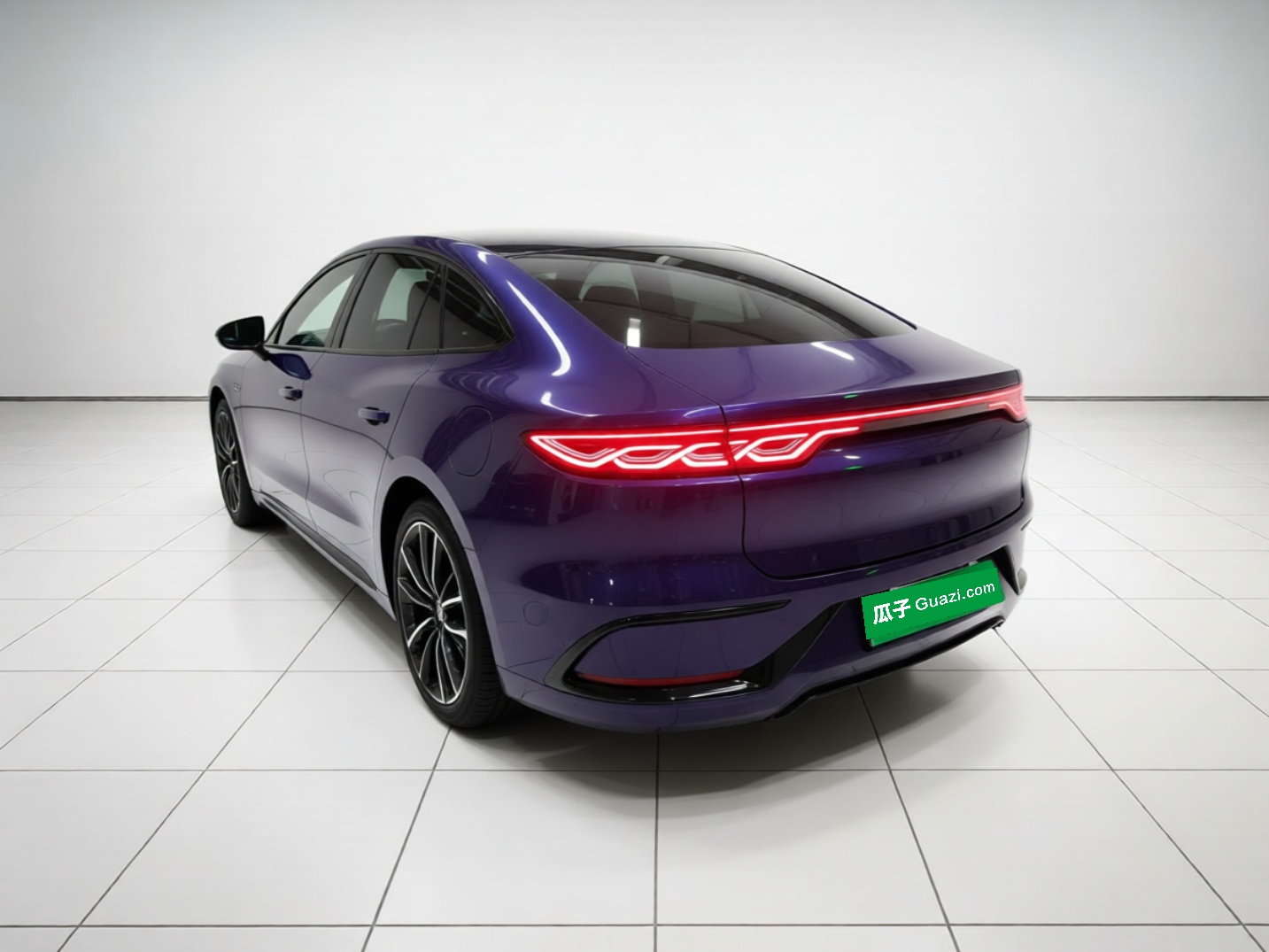 BYD Han 2022 DM-i 121KM Luxury Model — снимка 4
