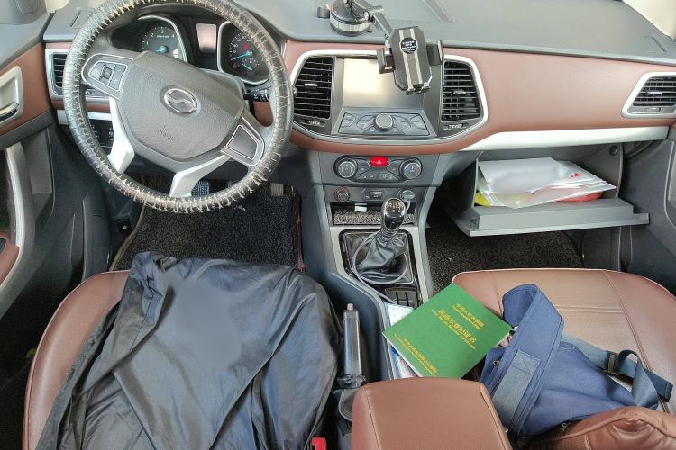 Used Zxauto Terralord 2018 2.5T Diesel Business Edition Two-Wheel Drive Comfort Configuration Standard Double Cabin SD4V25R-100
