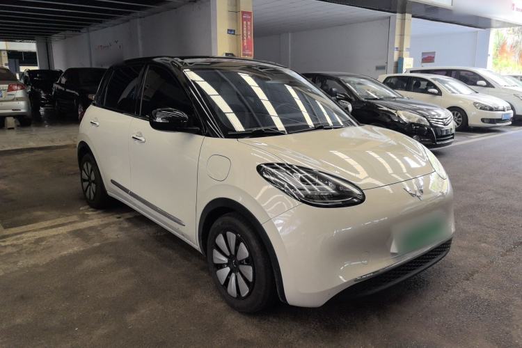 Used Wuling Bingo 2023 333 km Enjoyment Version Front Right 45 Deg