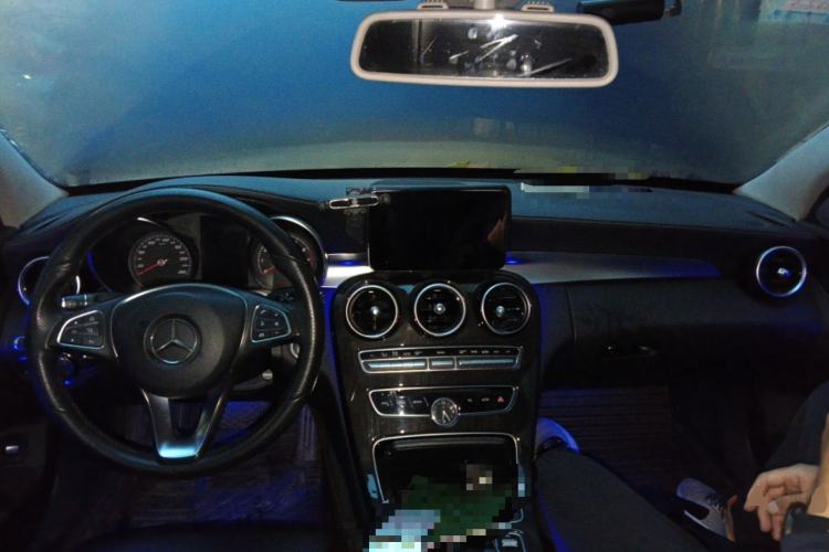 Used Mercedes-Benz C-Class 2015 C 200 L Sport Edition Center Console