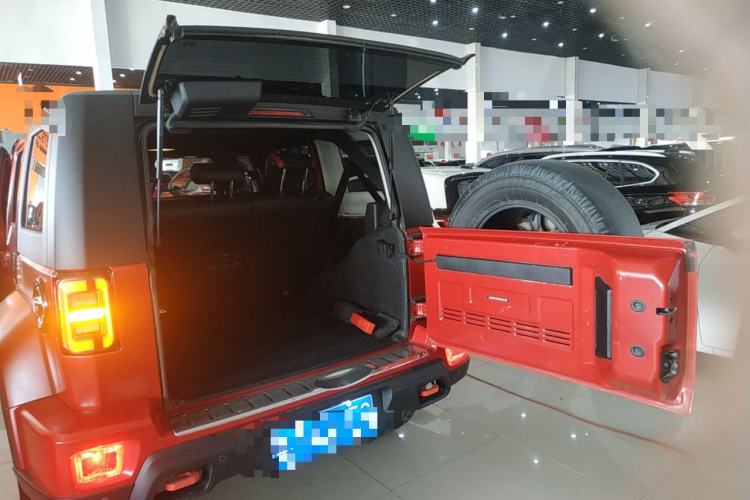 Used BAIC Off-Road BJ40 2023 2.0D Automatic Four-Wheel Drive Blade Hero Edition Adventurer Type
