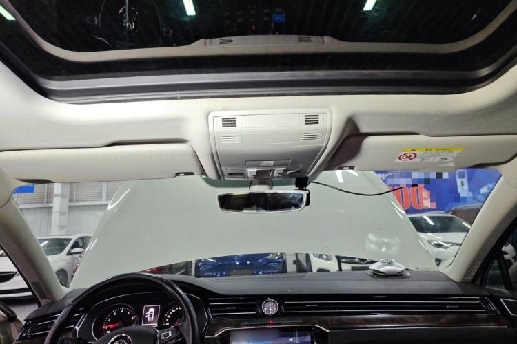 Used Volkswagen Magotan 2017 330TSI DSG Luxury Model