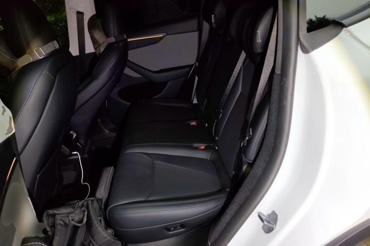 Used Tesla Model Y 2025 Rear-Wheel-Drive Version
