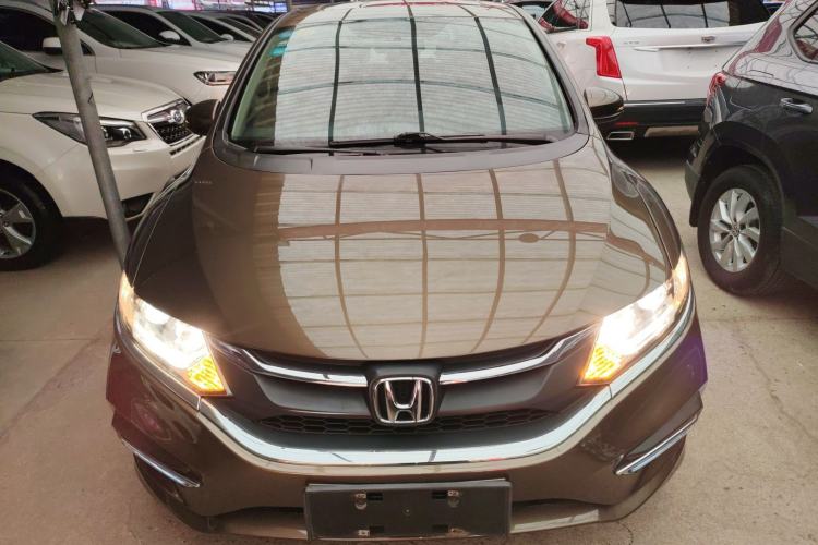 Used Honda Jade 2017 1.8L automatic Comfort version 5 seats